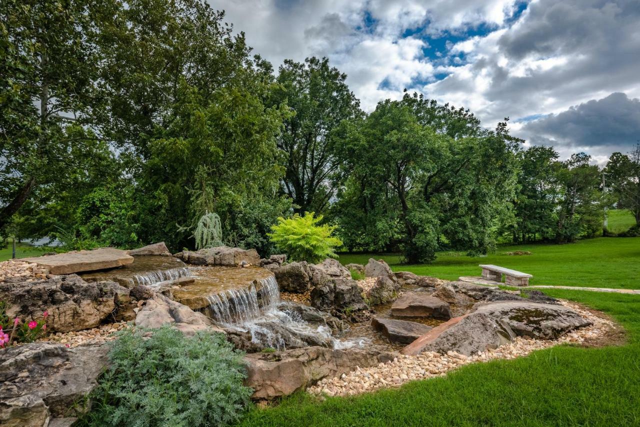Fairway Inn Berryville Экстерьер фото